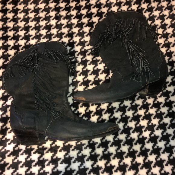 Shoes - ‼️ FINAL PRICE Vintage fringe cowboy boots